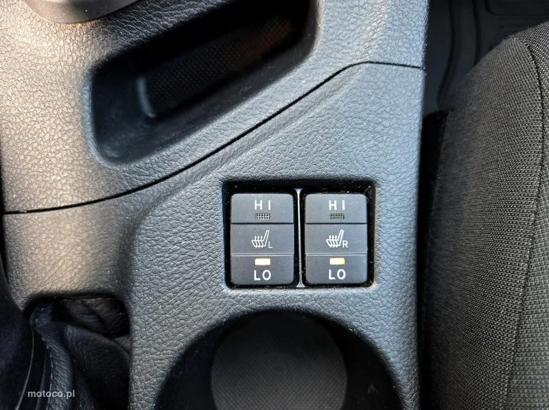 Toyota Auris E180 20