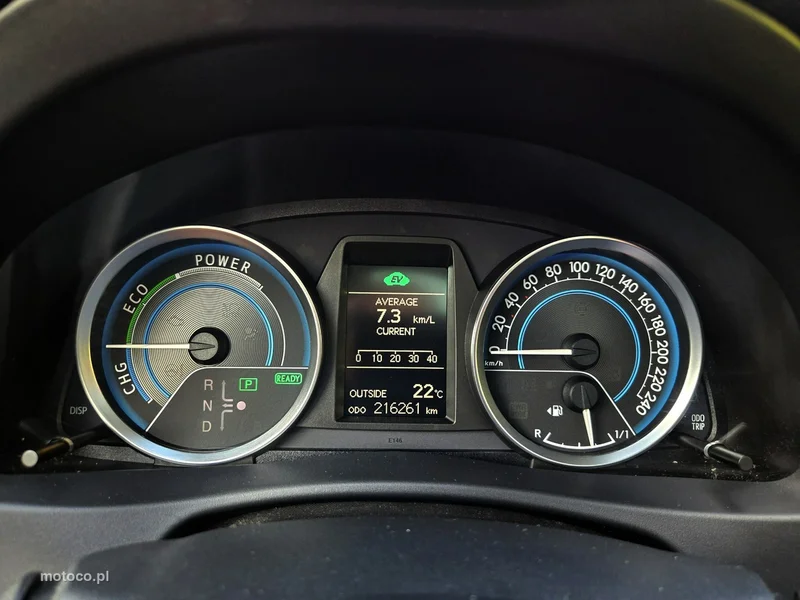 Toyota Auris E180 23