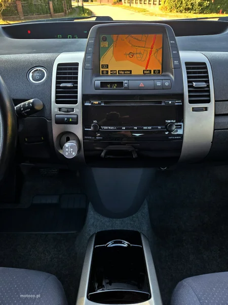 Toyota Prius+ XW20 23