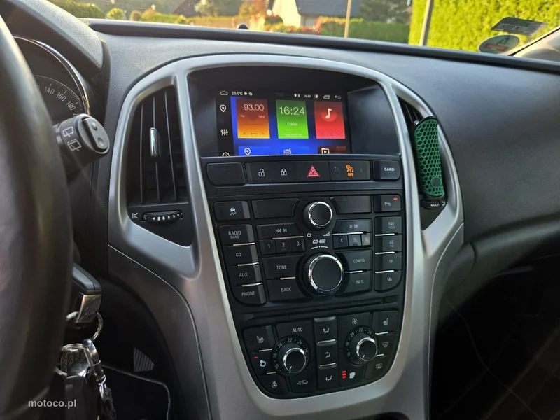 Opel Astra Sports Tourer 15