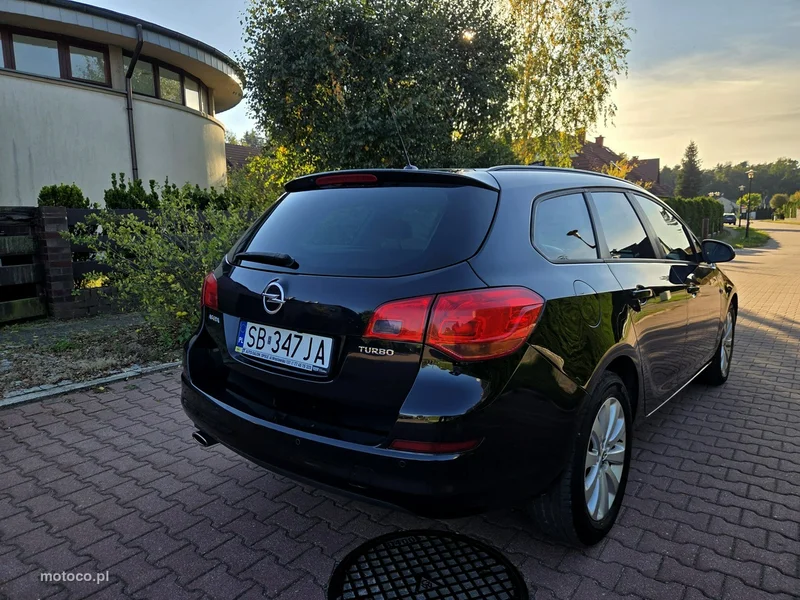 Opel Astra Sports Tourer 3
