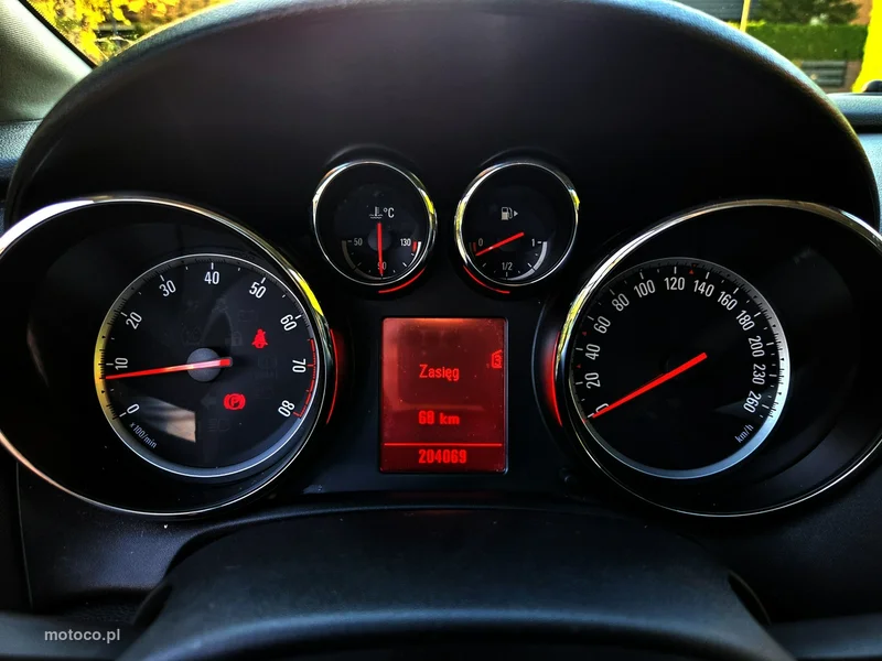 Opel Astra Sports Tourer 22