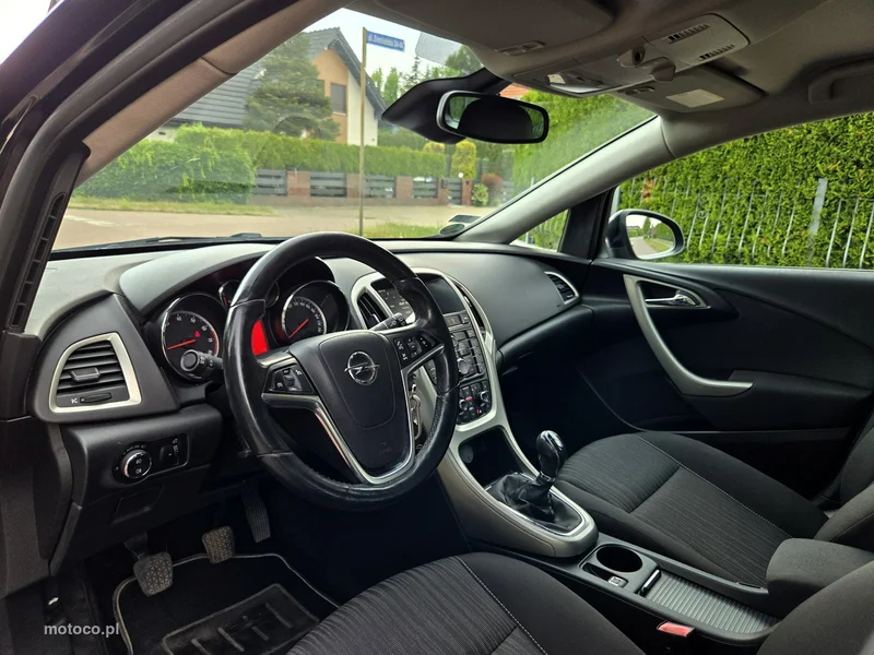 Opel Astra Sports Tourer 9