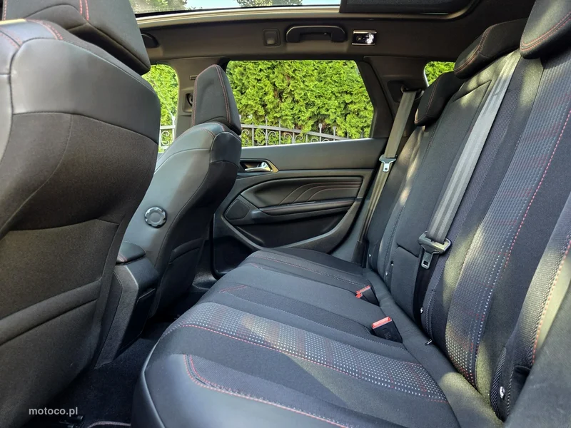 Peugeot 308 12