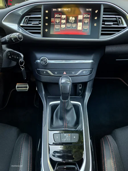 Peugeot 308 21