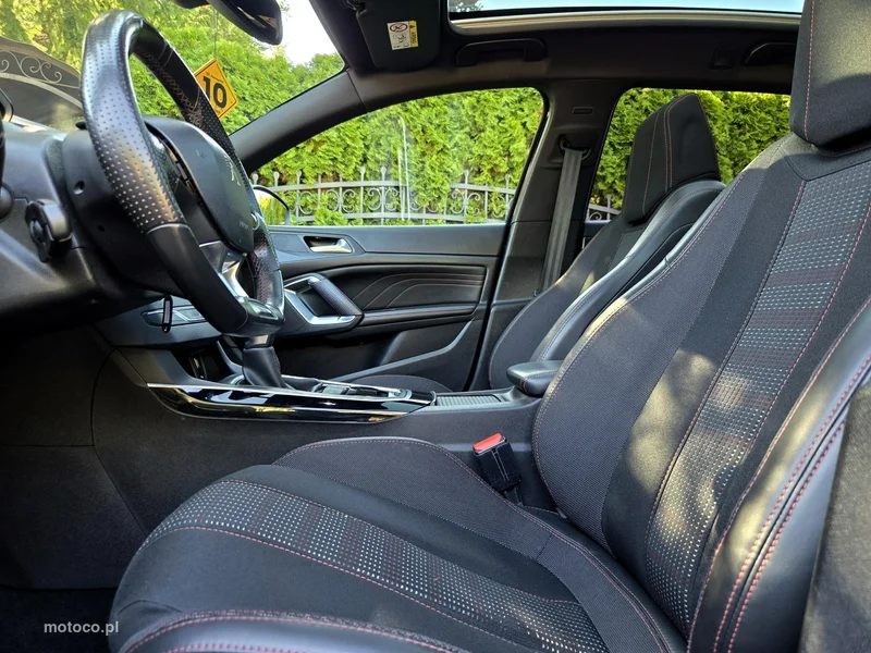 Peugeot 308 8