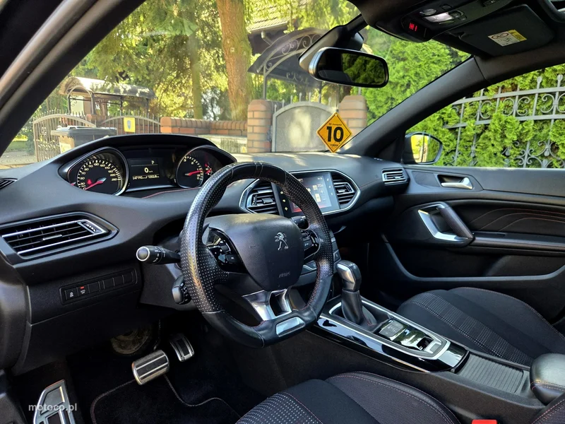 Peugeot 308 9
