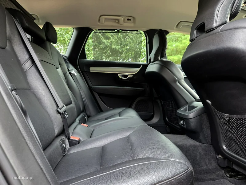 Volvo V90 11