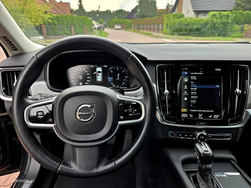 Volvo V90 14