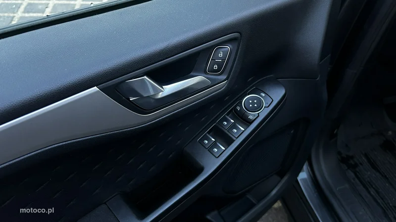 Ford Kuga III 19