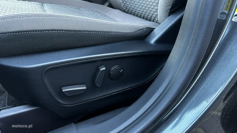 Ford Kuga III 21