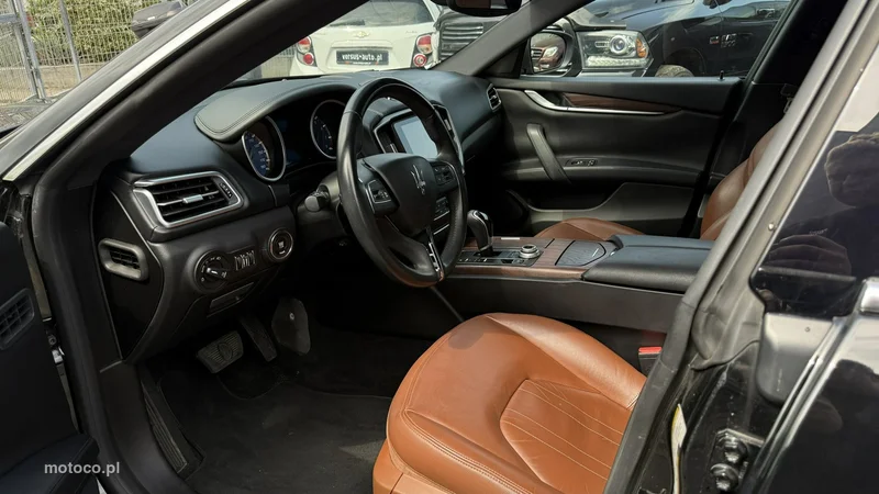 Maserati Ghibli 8