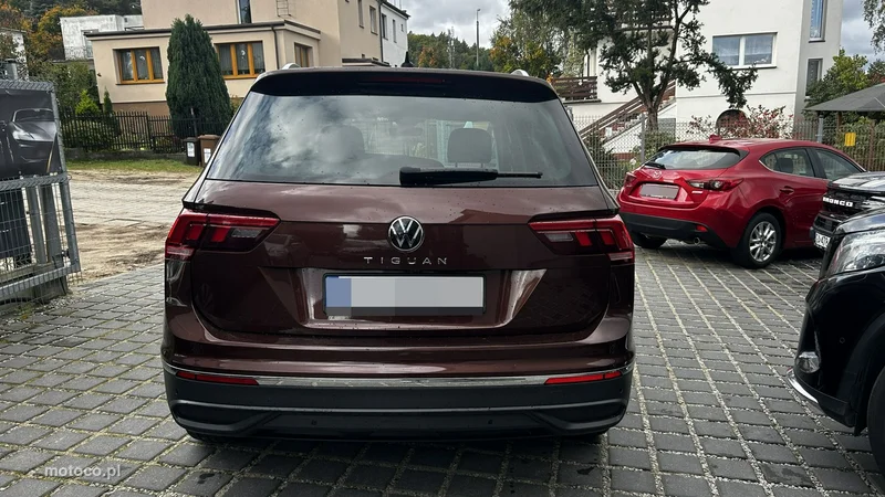 Volkswagen Tiguan AD 5