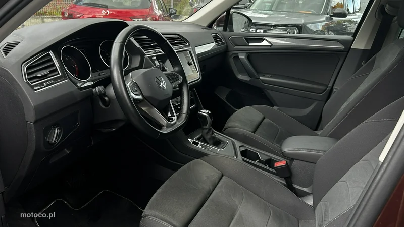Volkswagen Tiguan AD 7