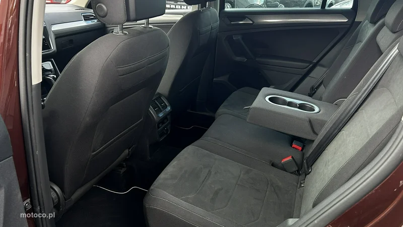 Volkswagen Tiguan AD 9
