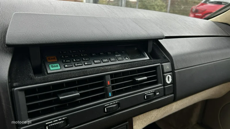 Mercedes-Benz SL R129 500 13
