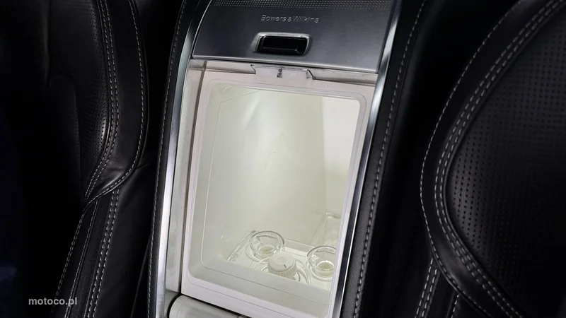 Volvo XC 90 23
