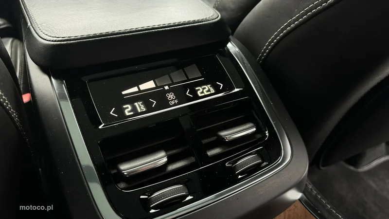 Volvo XC 90 26