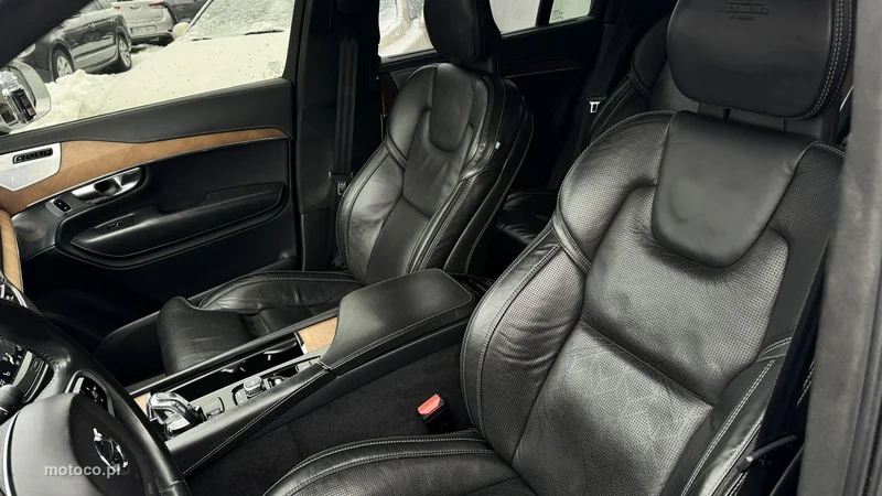 Volvo XC 90 9