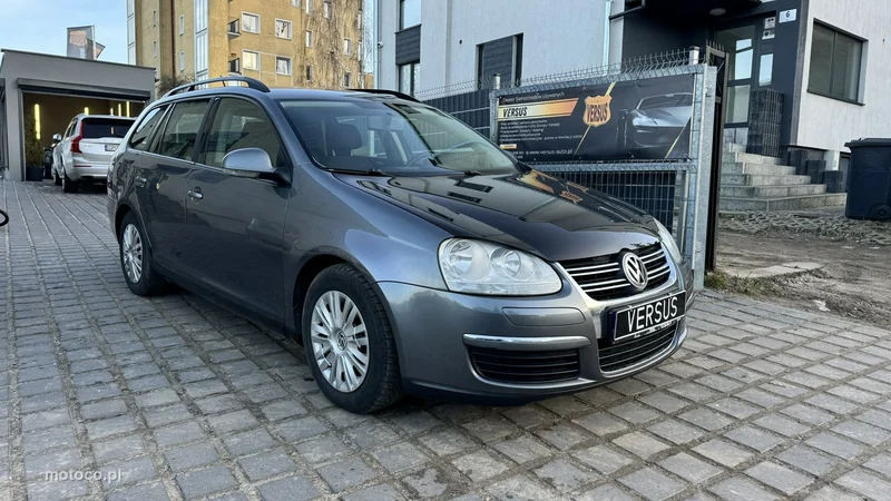 Volkswagen Golf V 3