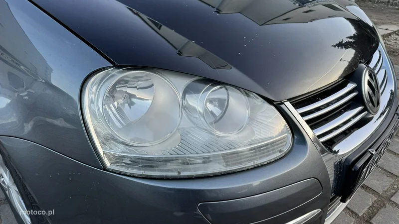 Volkswagen Golf V 28