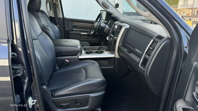 Dodge RAM 19