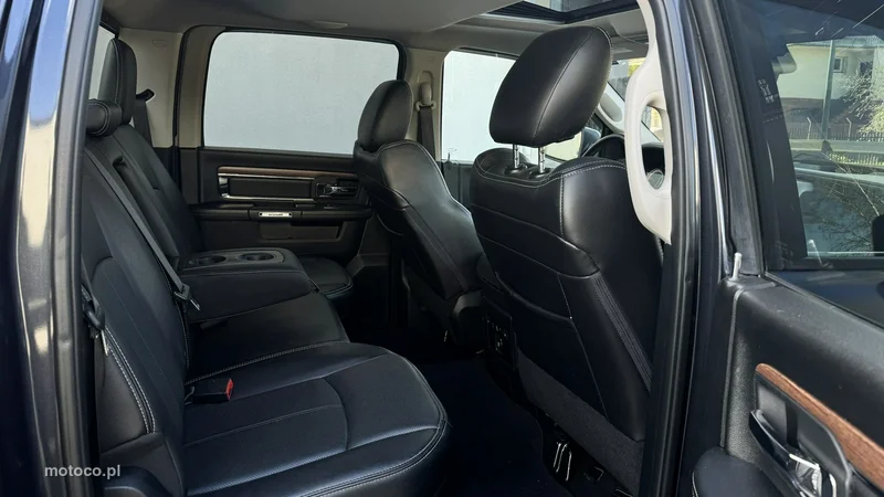 Dodge RAM 26