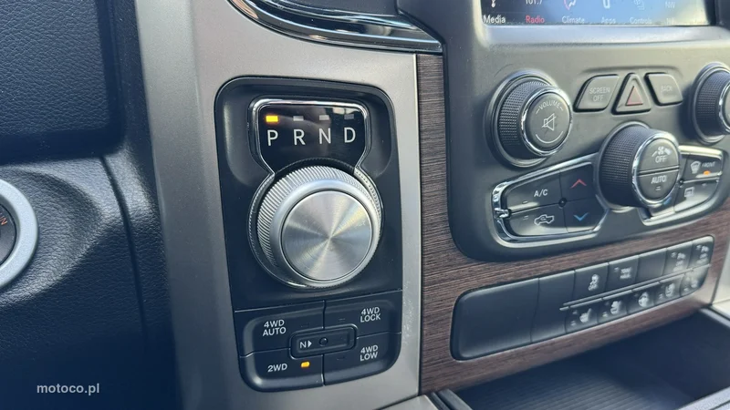 Dodge RAM 34