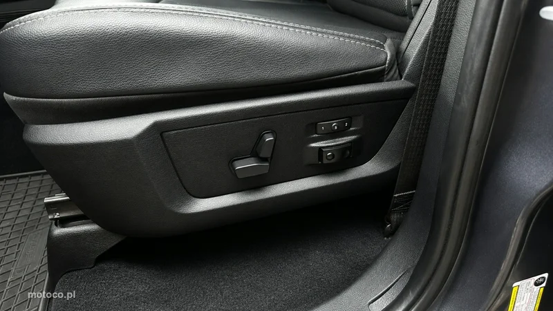 Dodge RAM 37