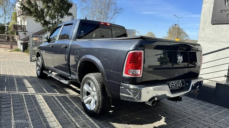 Dodge RAM 5