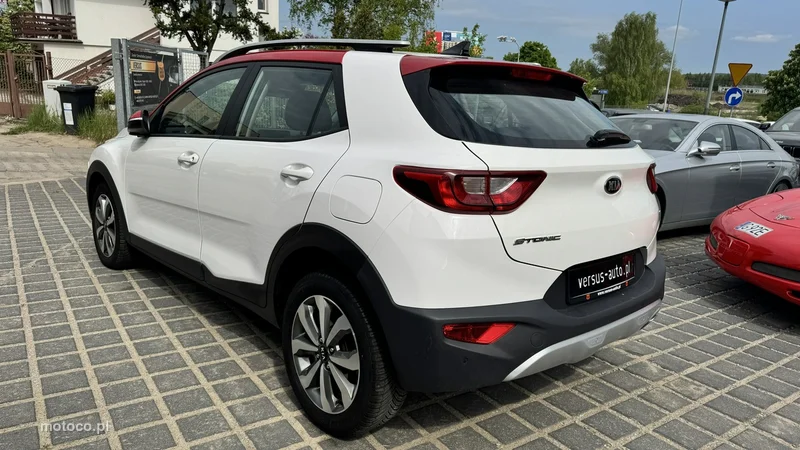 Kia Stonic 6
