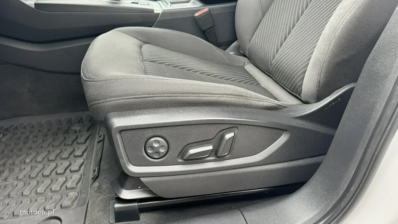 Audi Q5 FY 9