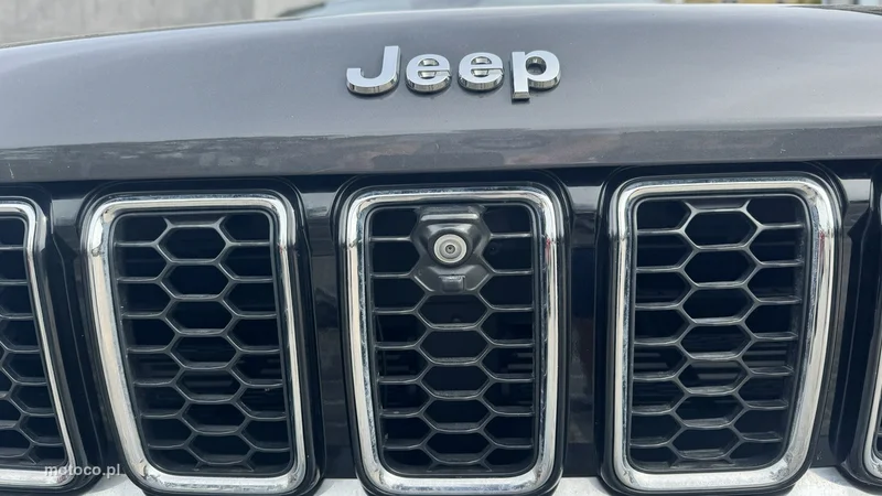 Jeep Grand Cherokee 48