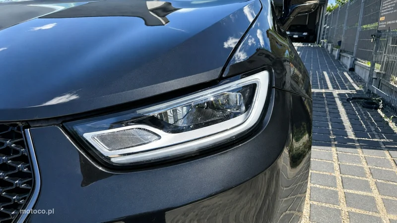 Chrysler Pacifica 17
