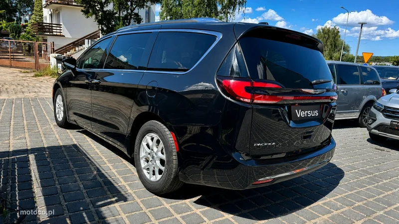 Chrysler Pacifica 6