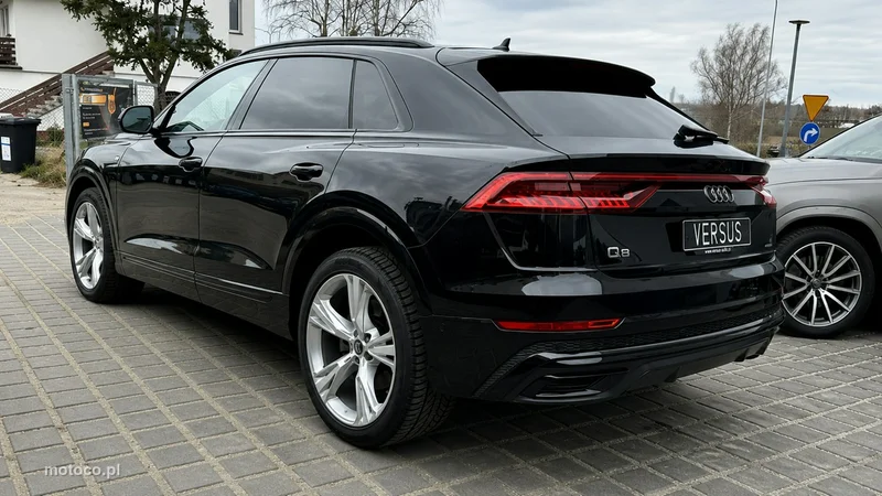 Audi Q8 4M 6