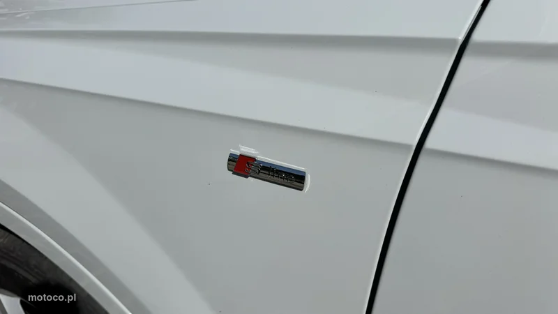 Audi Q7 4M 16
