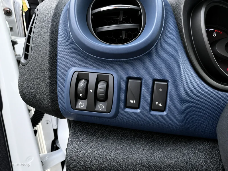 Opel Vivaro 16