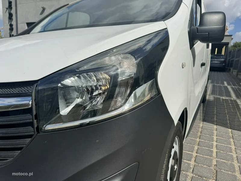Opel Vivaro 24