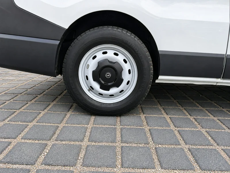 Opel Vivaro 29