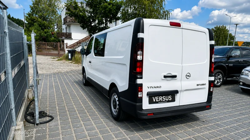 Opel Vivaro 6