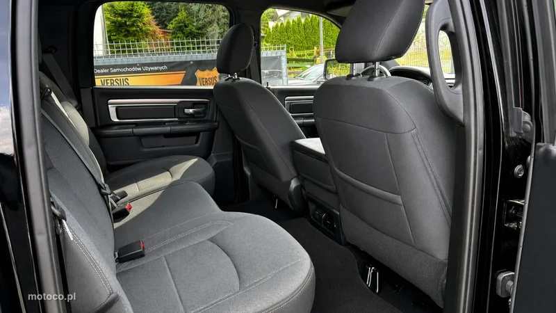 Dodge RAM 13