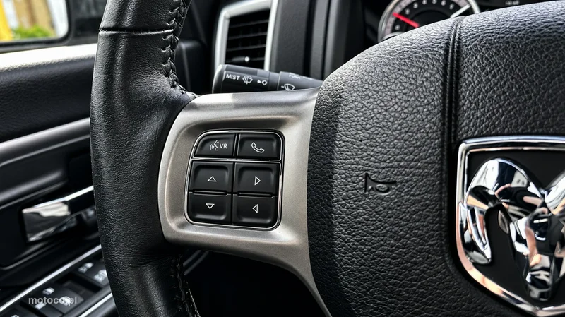 Dodge RAM 16