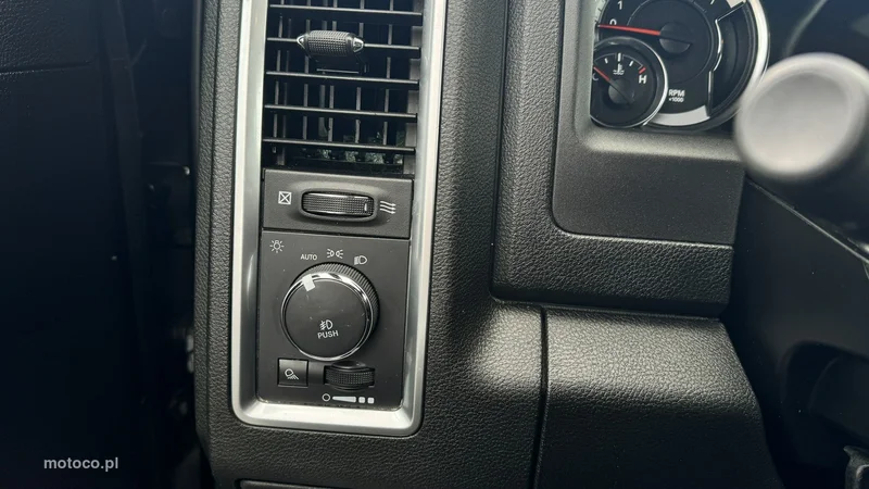 Dodge RAM 23