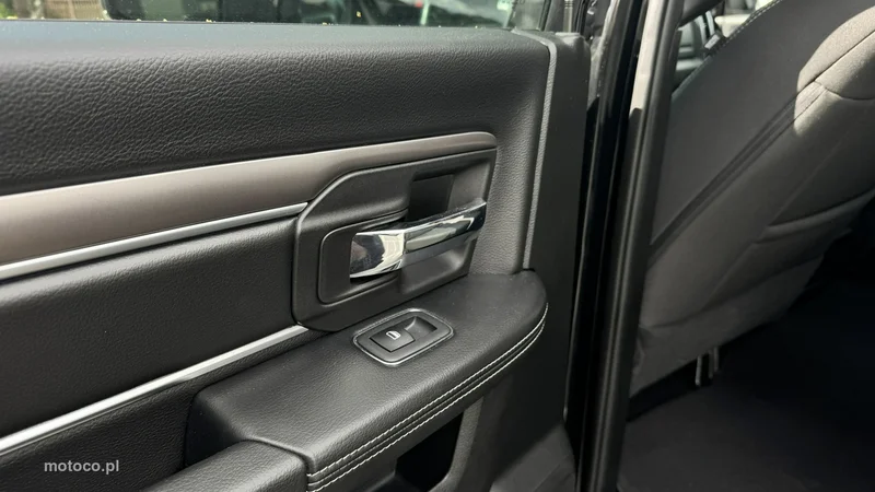 Dodge RAM 27