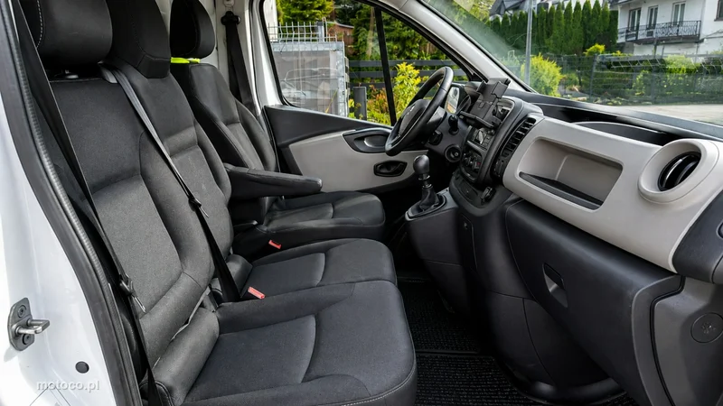 Renault Trafic III 11