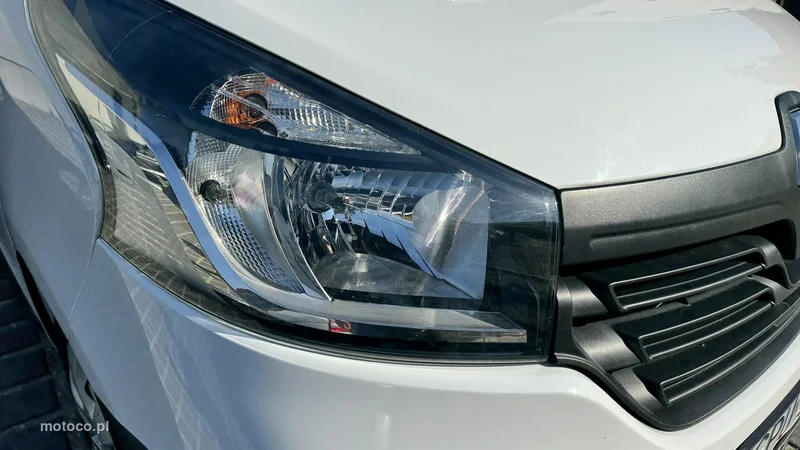 Renault Trafic III 12