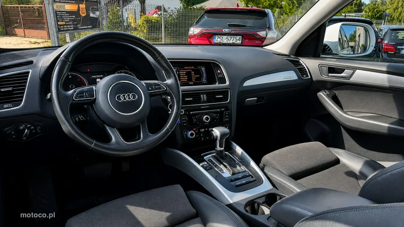 Audi Q5 8R 6