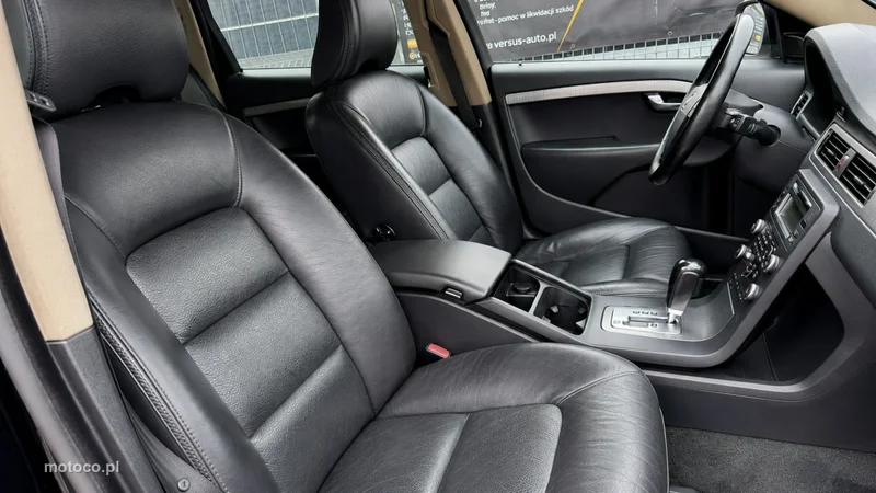 Volvo XC 70 23