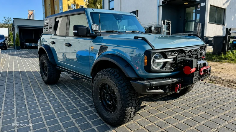 Ford Bronco 3